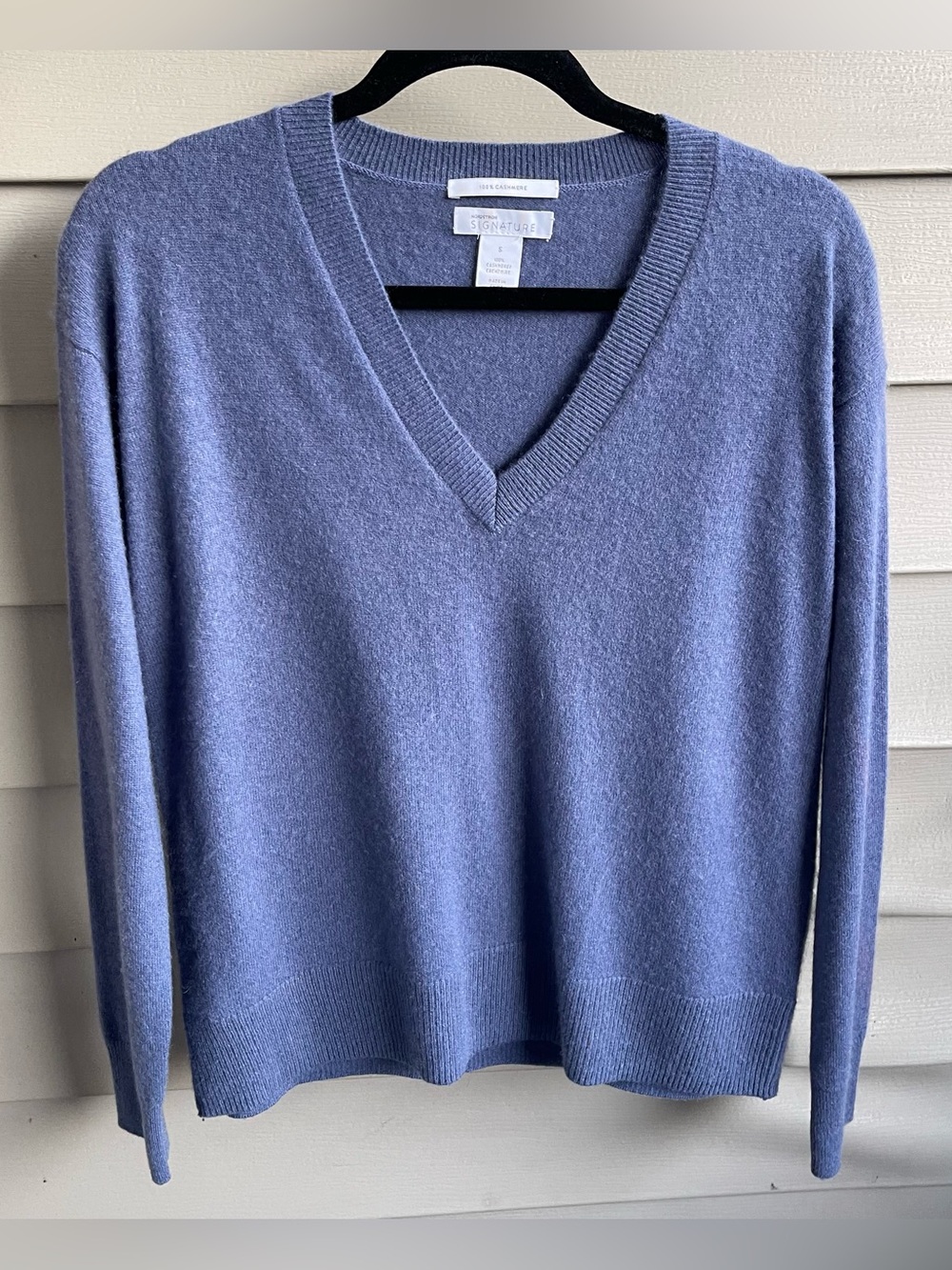 Nordstrom Womens V Neck 100% Cashmere Sweater Size S Blue Tight Knit Luxury